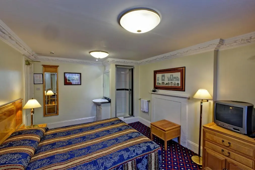 Bertrand'S Townhouse-1